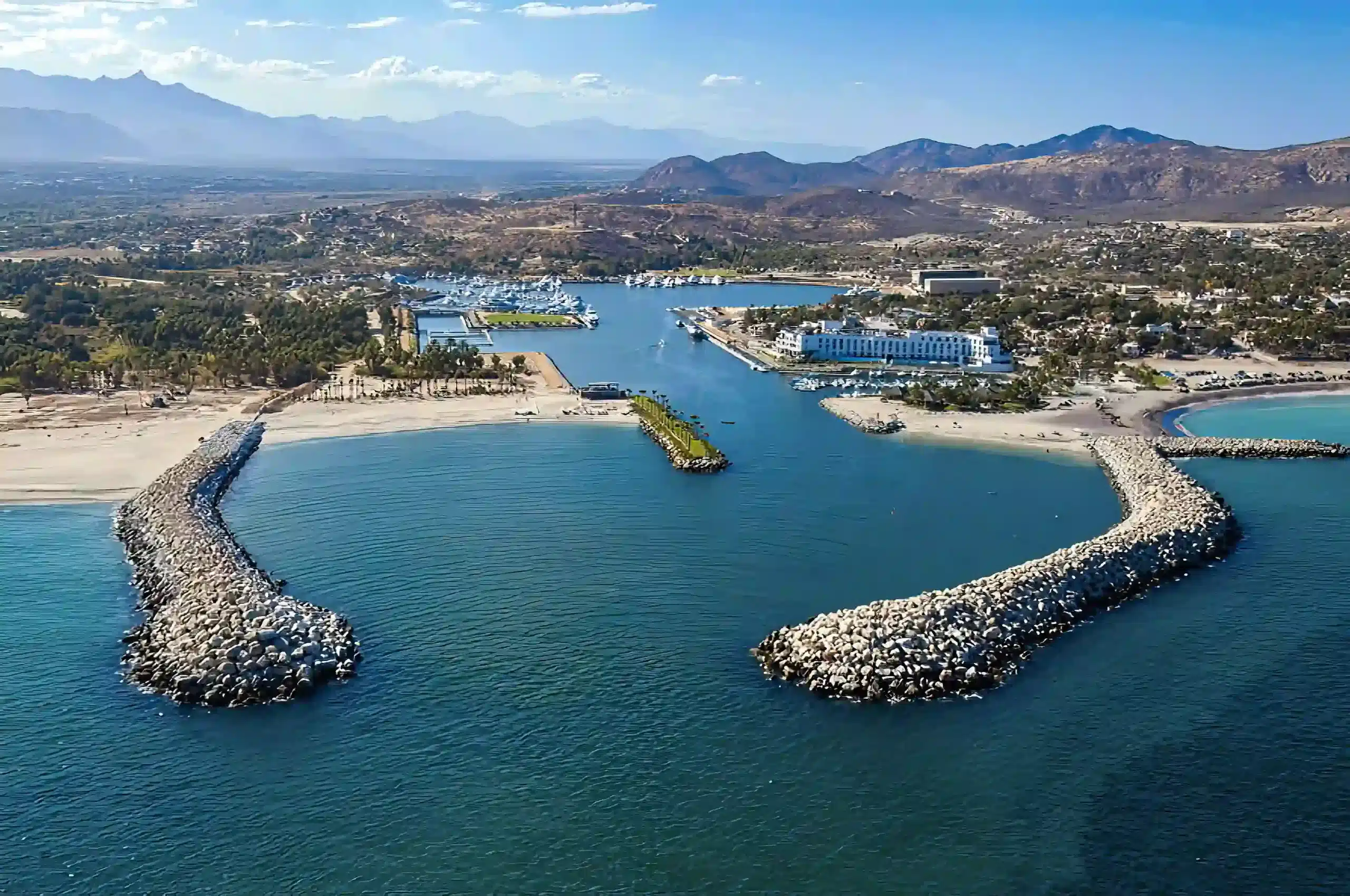 La Playita and Puerto Los Cabos marina at dusk – Best Sunset Photography in San José del Cabo – Top Spots